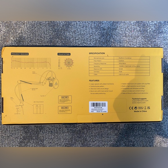 Maono Podcasting Microphone Kit - Picture 3 of 4